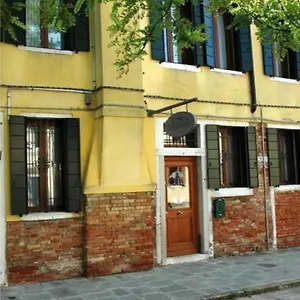 *** Locanda Alloggi Marinella Italia