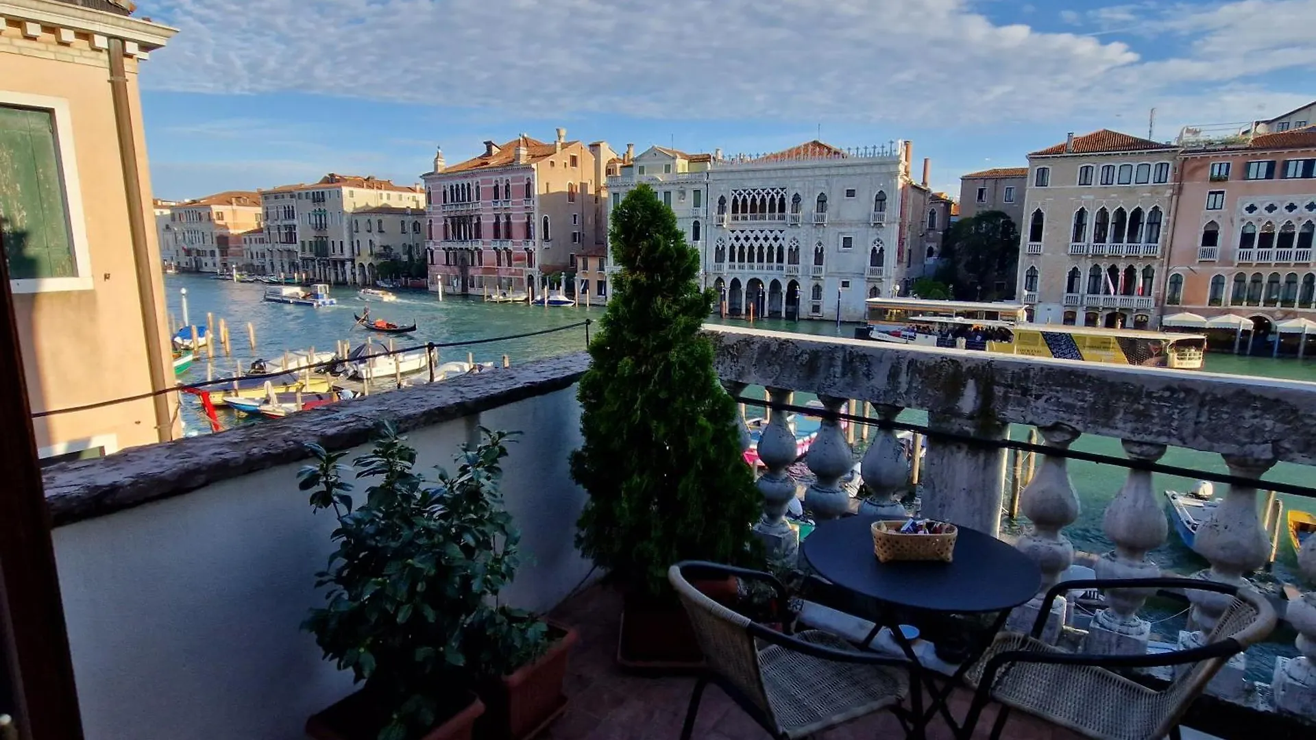 Residenza La Veranda A Rialto Βενετία